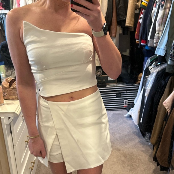 Revolve Superdown Set - Picture 4 of 5